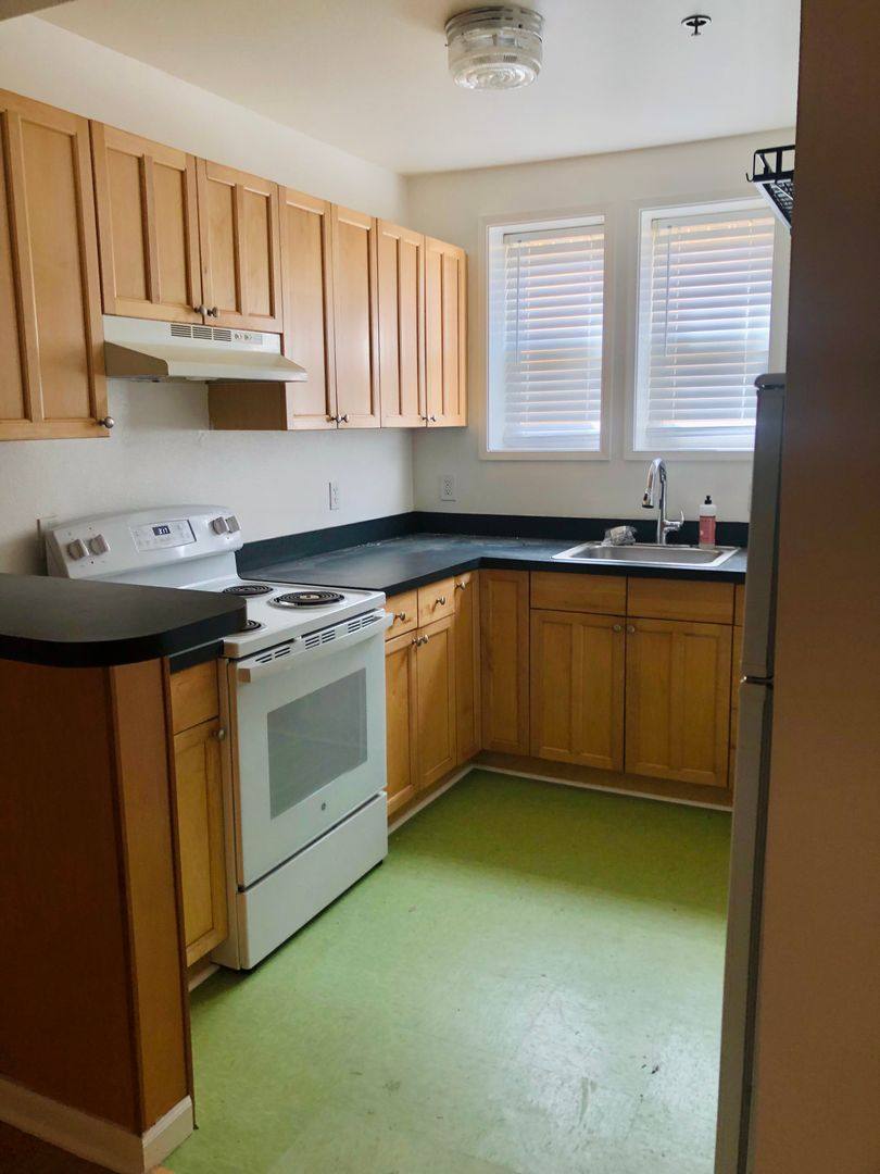 Apartment for rent at 411 NE 22nd Ave, Portland, OR 97232