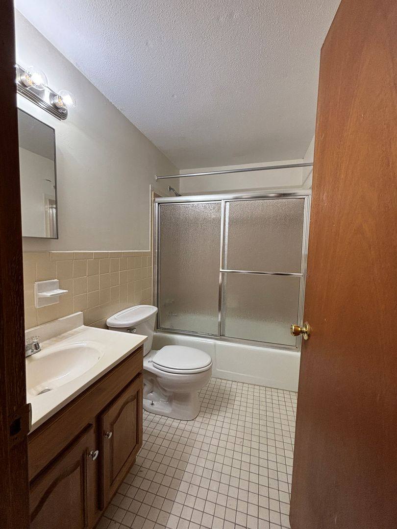 Apartment for rent at 221 Old W Warren Rd, Warren, MA 01083