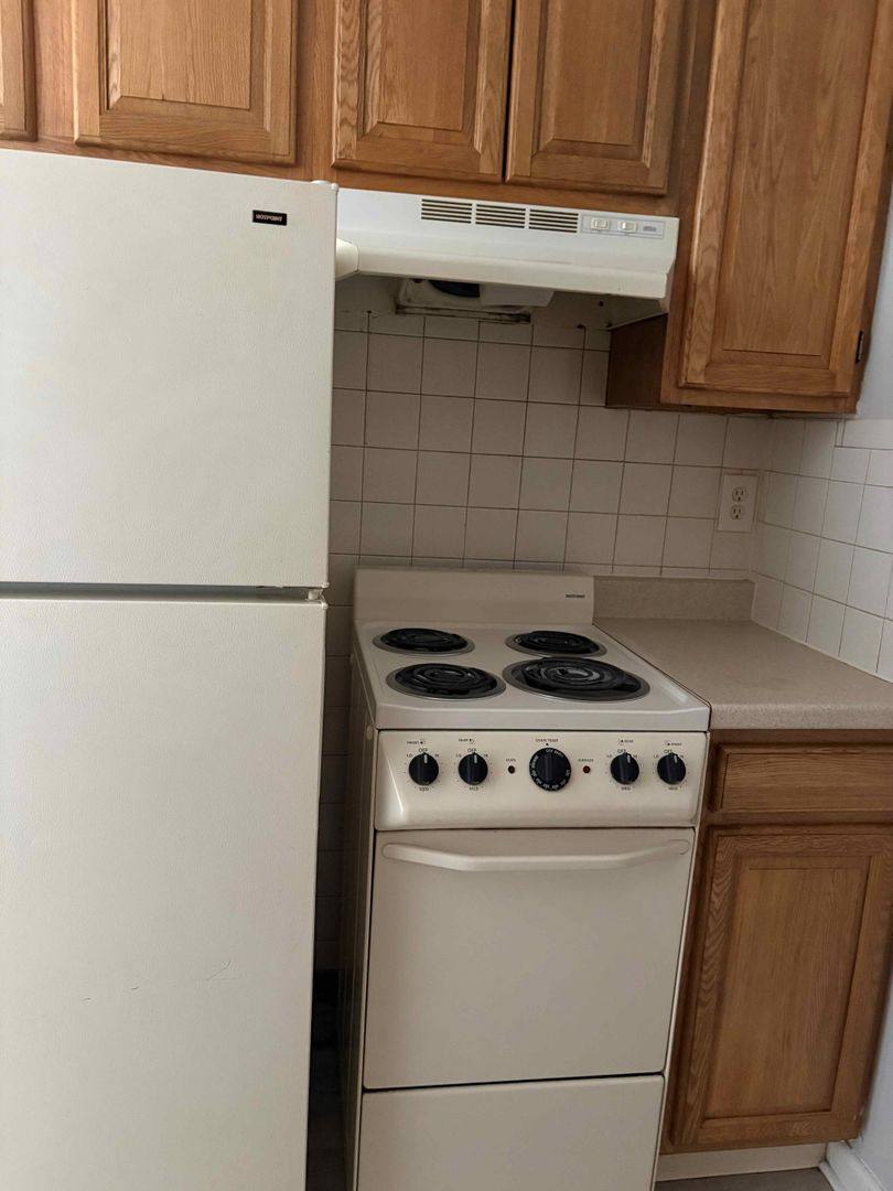 Apartment for rent at 221 Old W Warren Rd, Warren, MA 01083