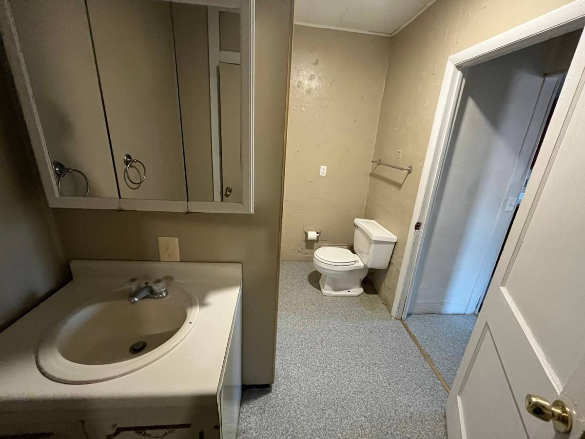 Apartment for rent at 103 W 1st St, Roxana, IL 62084