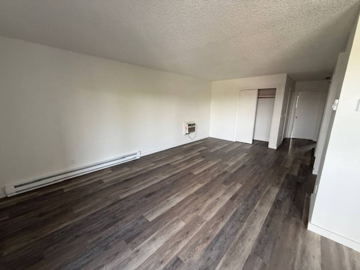 Apartment for rent at 44 6th St, Billings, MT 59101