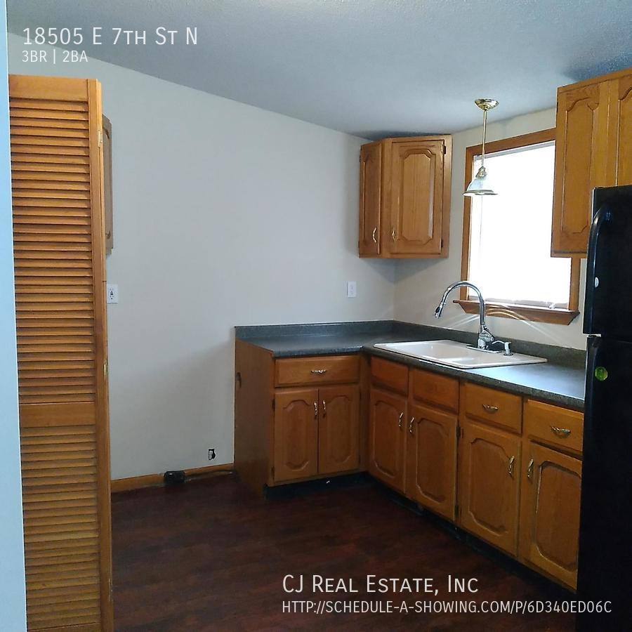House for rent at 18505 E 7th St N, Independence, MO 64056