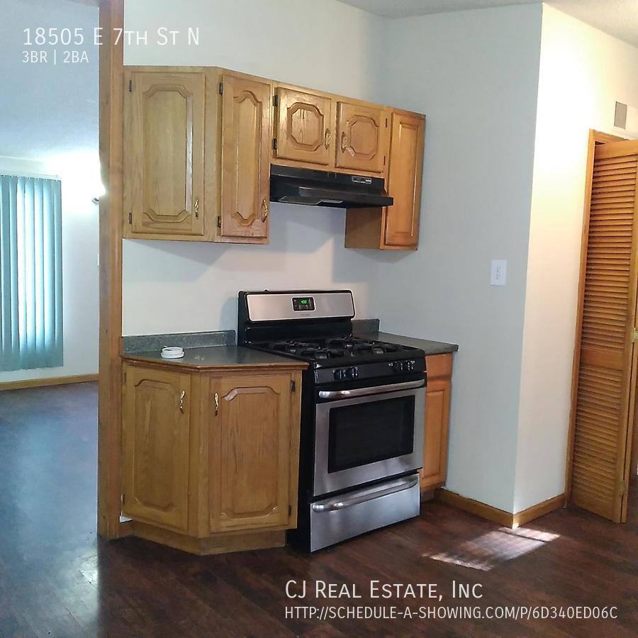 House for rent at 18505 E 7th St N, Independence, MO 64056