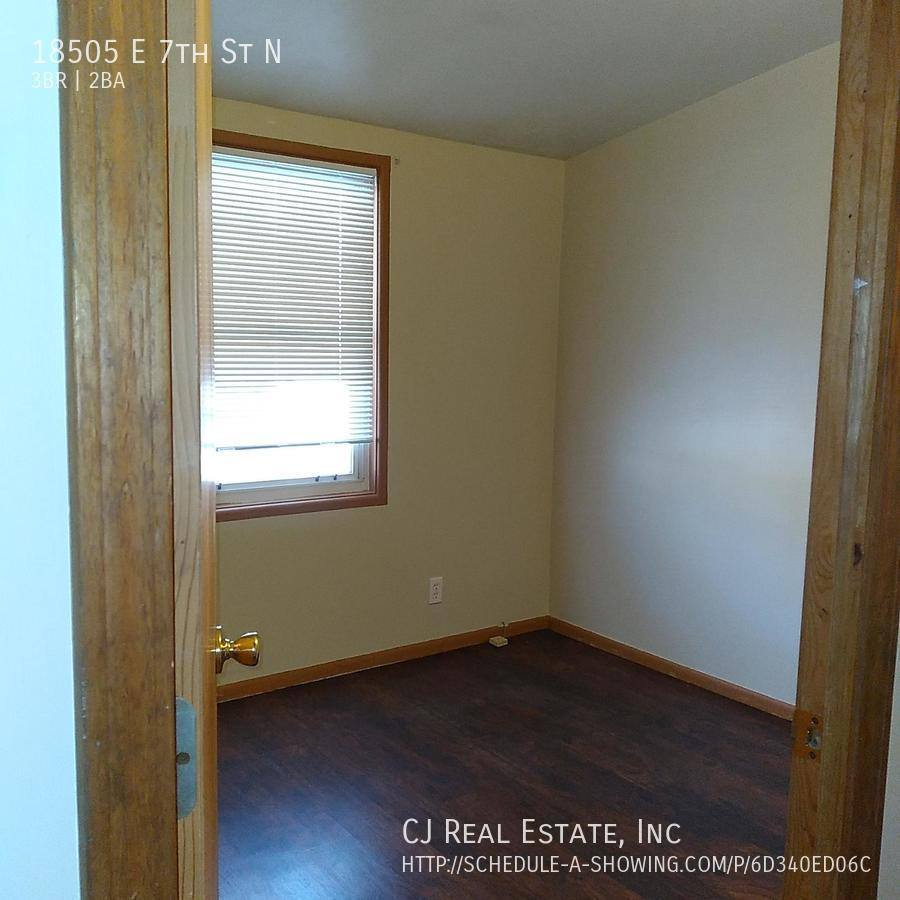 House for rent at 18505 E 7th St N, Independence, MO 64056