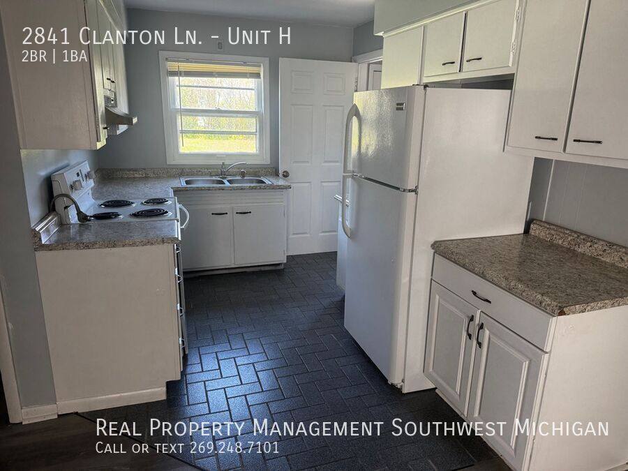 Apartment for rent at 2841 Clanton Lane #H, Coloma, MI 49038