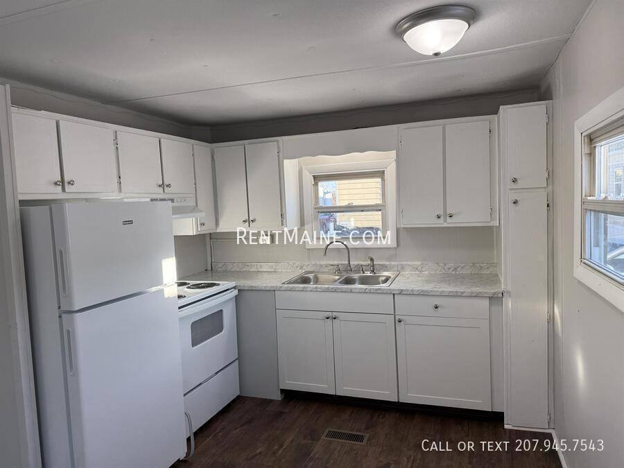 Apartment for rent at 681 Main Rd N #30, Hampden, ME 04444