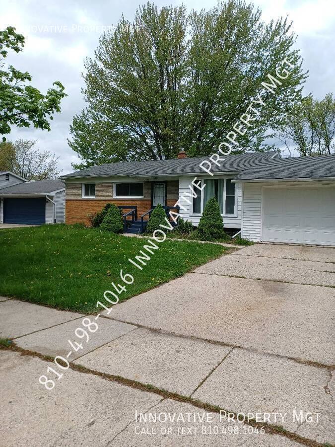 House for rent at 5476 Westchester Dr, Flint, MI 48532