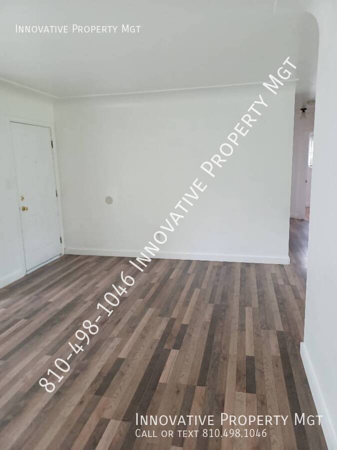 House for rent at 5476 Westchester Dr, Flint, MI 48532