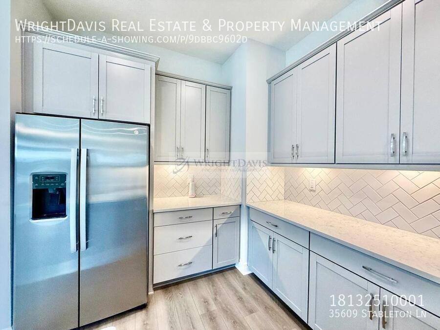 Townhouse for rent at 35609 Stableton Lane, Zephyrhills, FL 33541