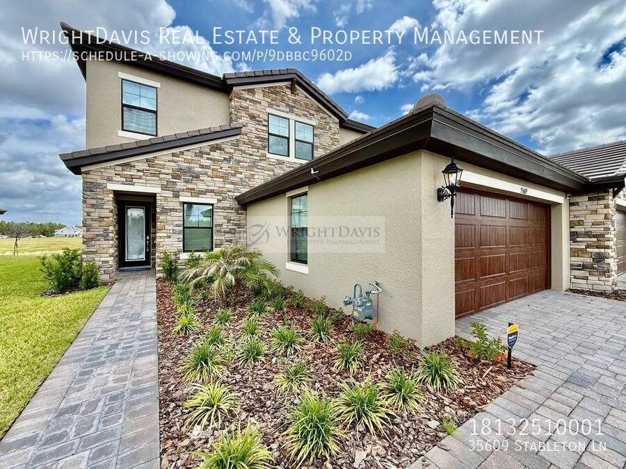 Townhouse for rent at 35609 Stableton Lane, Zephyrhills, FL 33541