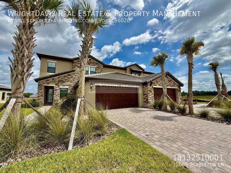 Townhouse for rent at 35609 Stableton Lane, Zephyrhills, FL 33541