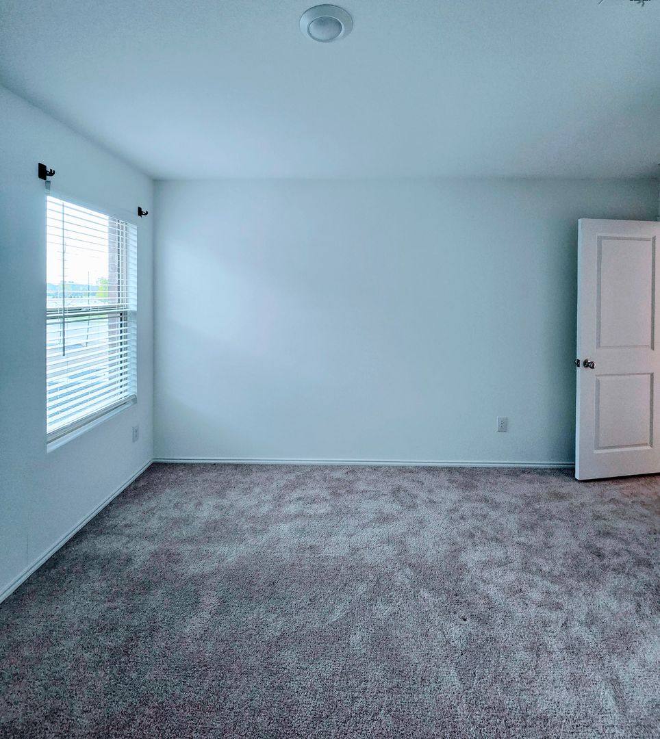 House for rent at 2828 Eppright Dr, Little Elm, TX 75068