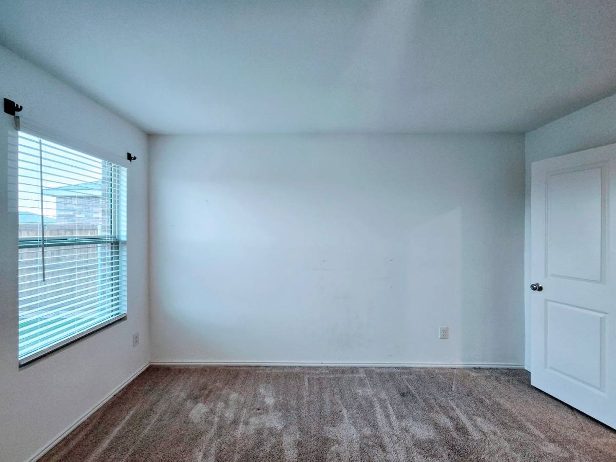 House for rent at 2828 Eppright Dr, Little Elm, TX 75068