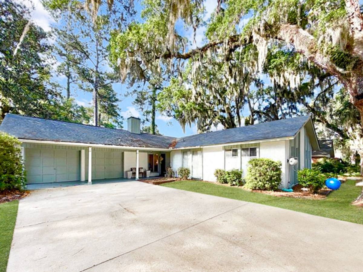 House for rent at 490 Strathy Hall Dr, Richmond Hill, GA 31324