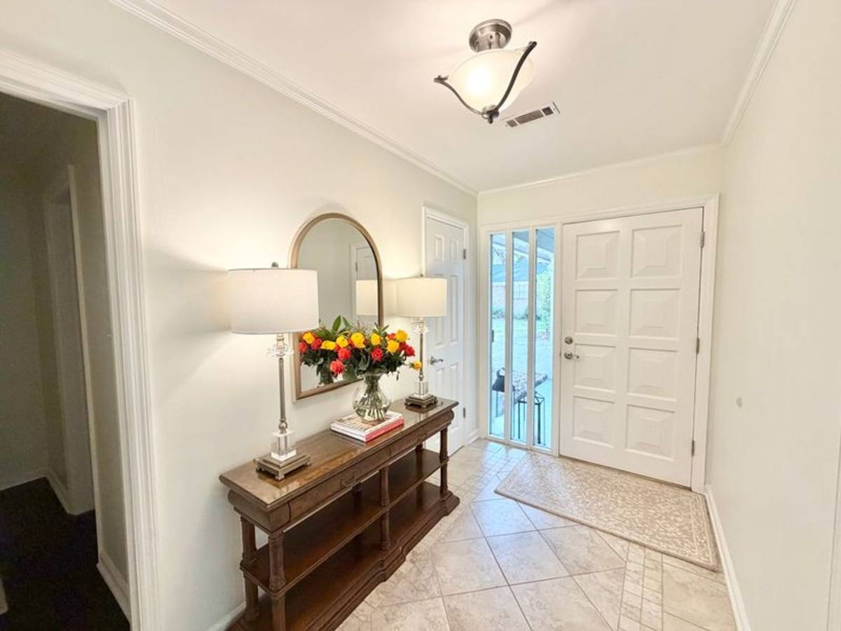 House for rent at 490 Strathy Hall Dr, Richmond Hill, GA 31324