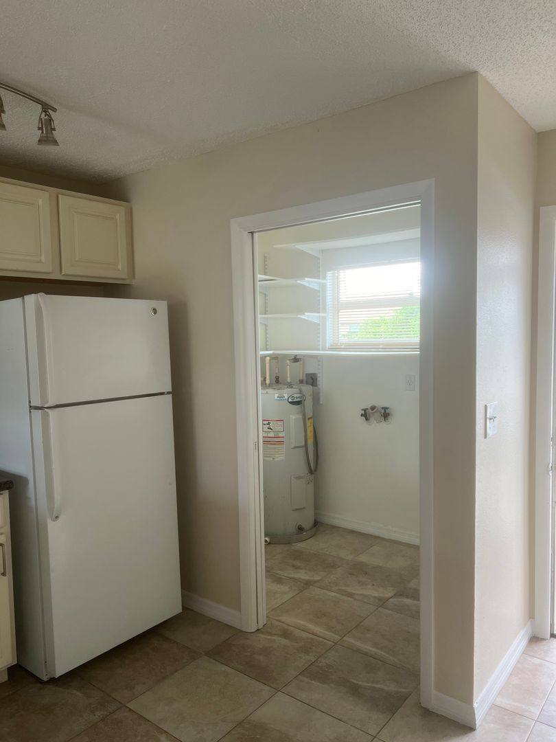 Apartment for rent at 11255 Pendleton Ave, Englewood, FL 34224
