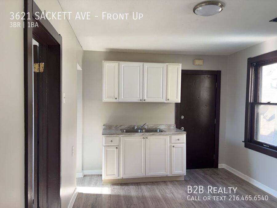 Apartment for rent at 3621 Sackett Ave, Cleveland, OH 44109