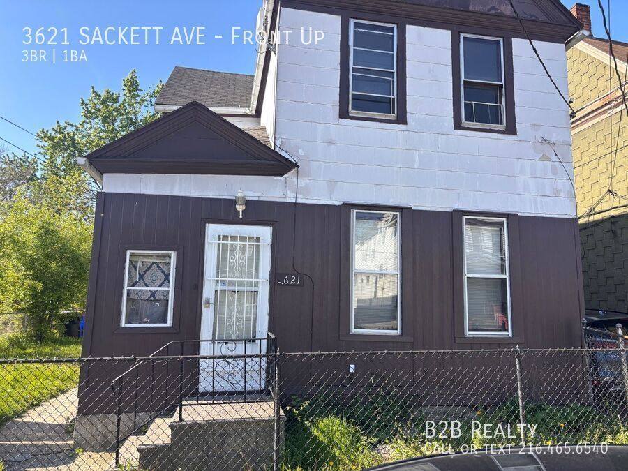 Apartment for rent at 3621 Sackett Ave, Cleveland, OH 44109