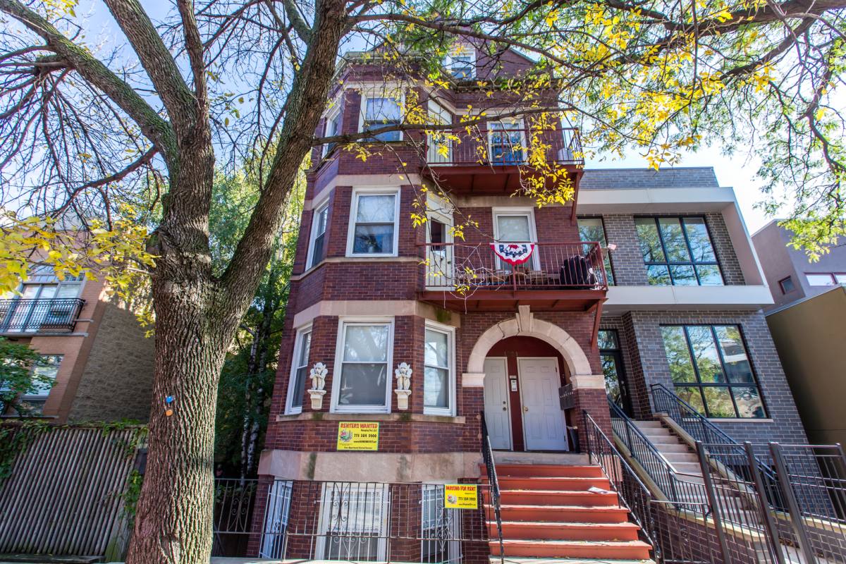 Apartment for rent at 1621 N Honore St, Chicago, IL 60622