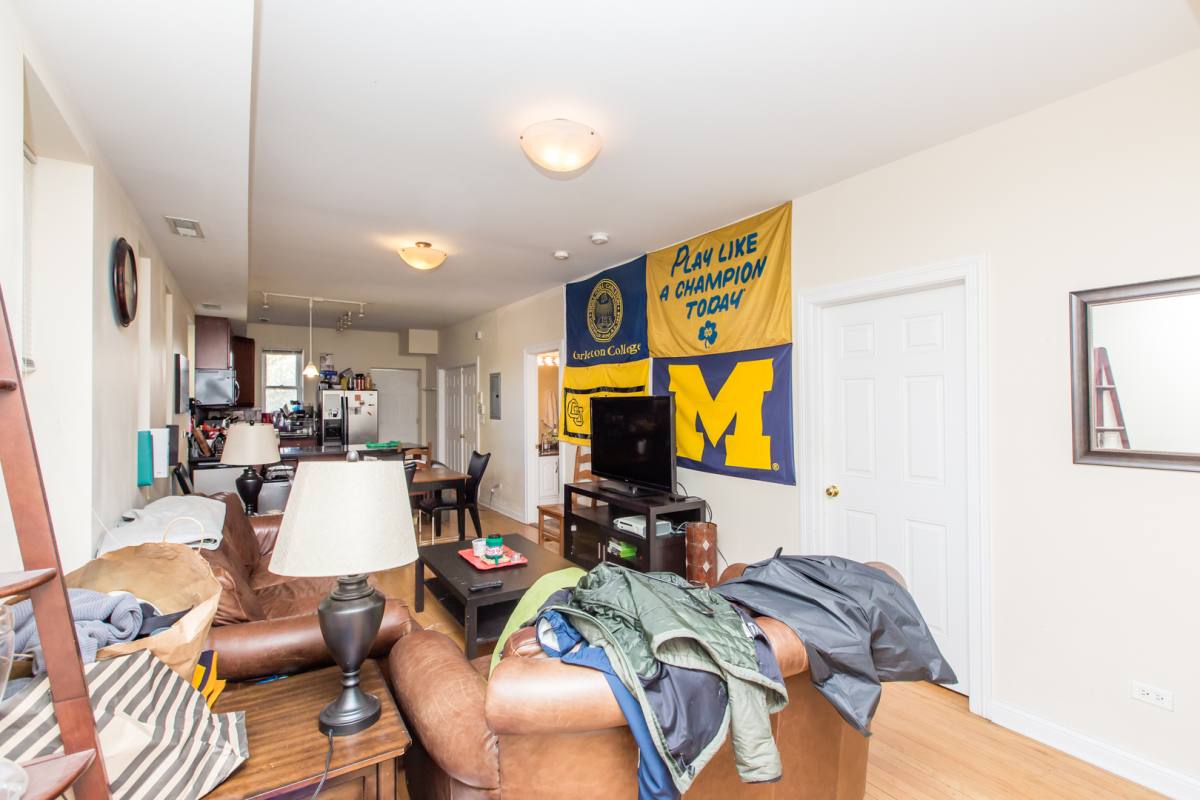 Apartment for rent at 1621 N Honore St, Chicago, IL 60622