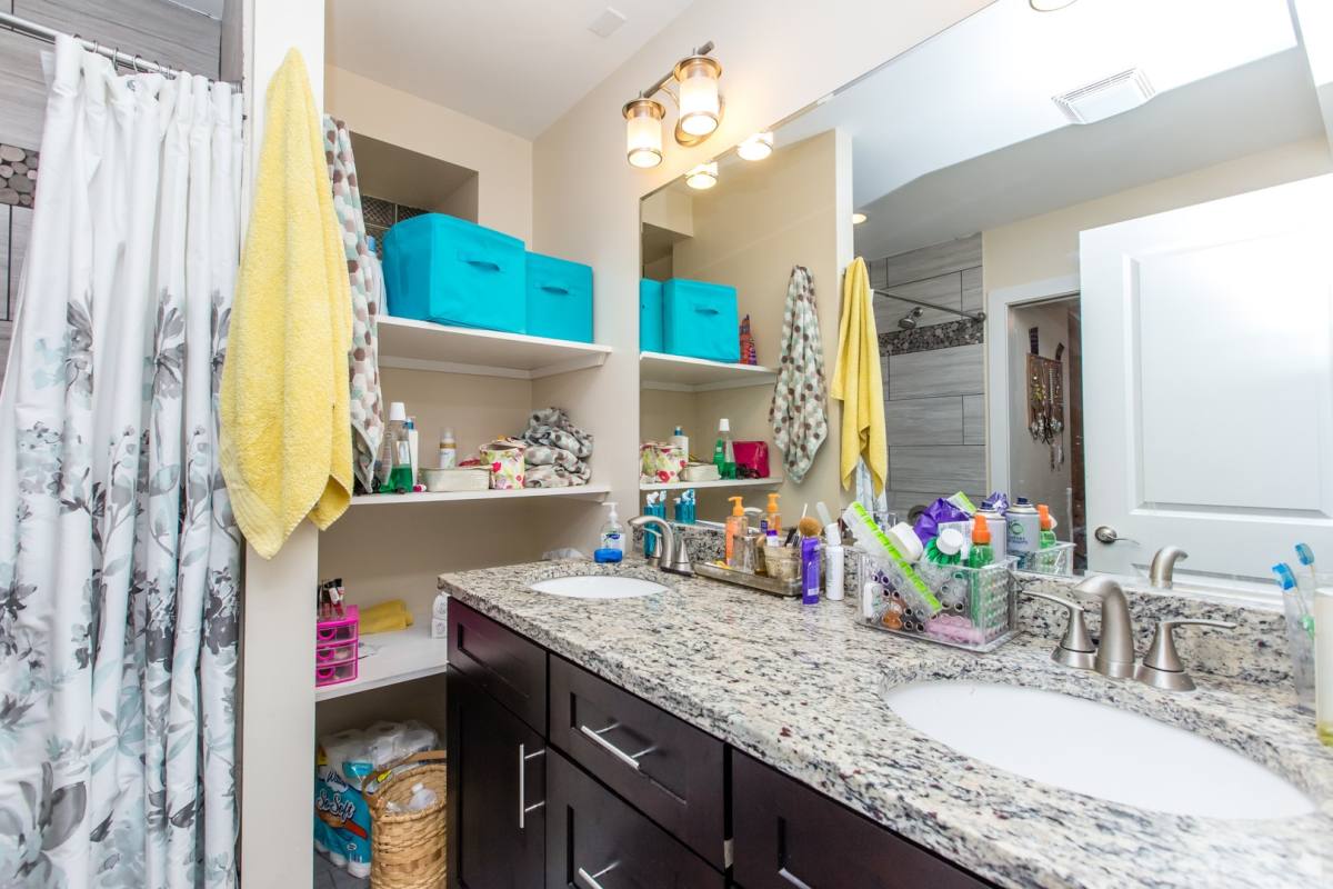 Apartment for rent at 1542 N Oakley Blvd, Chicago, IL 60622