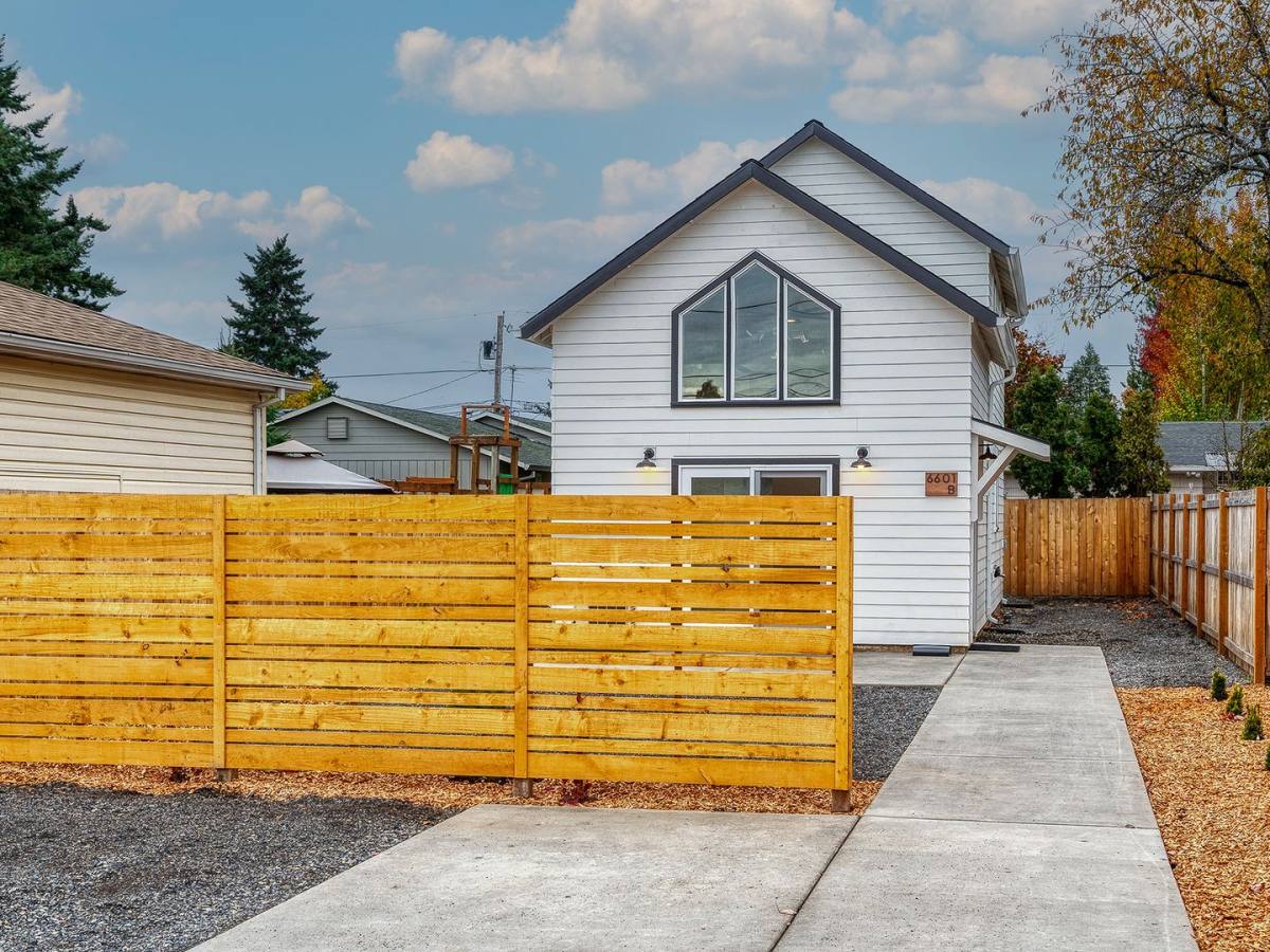 House for rent at 6601 SE 94th Ave, Portland, OR 97266