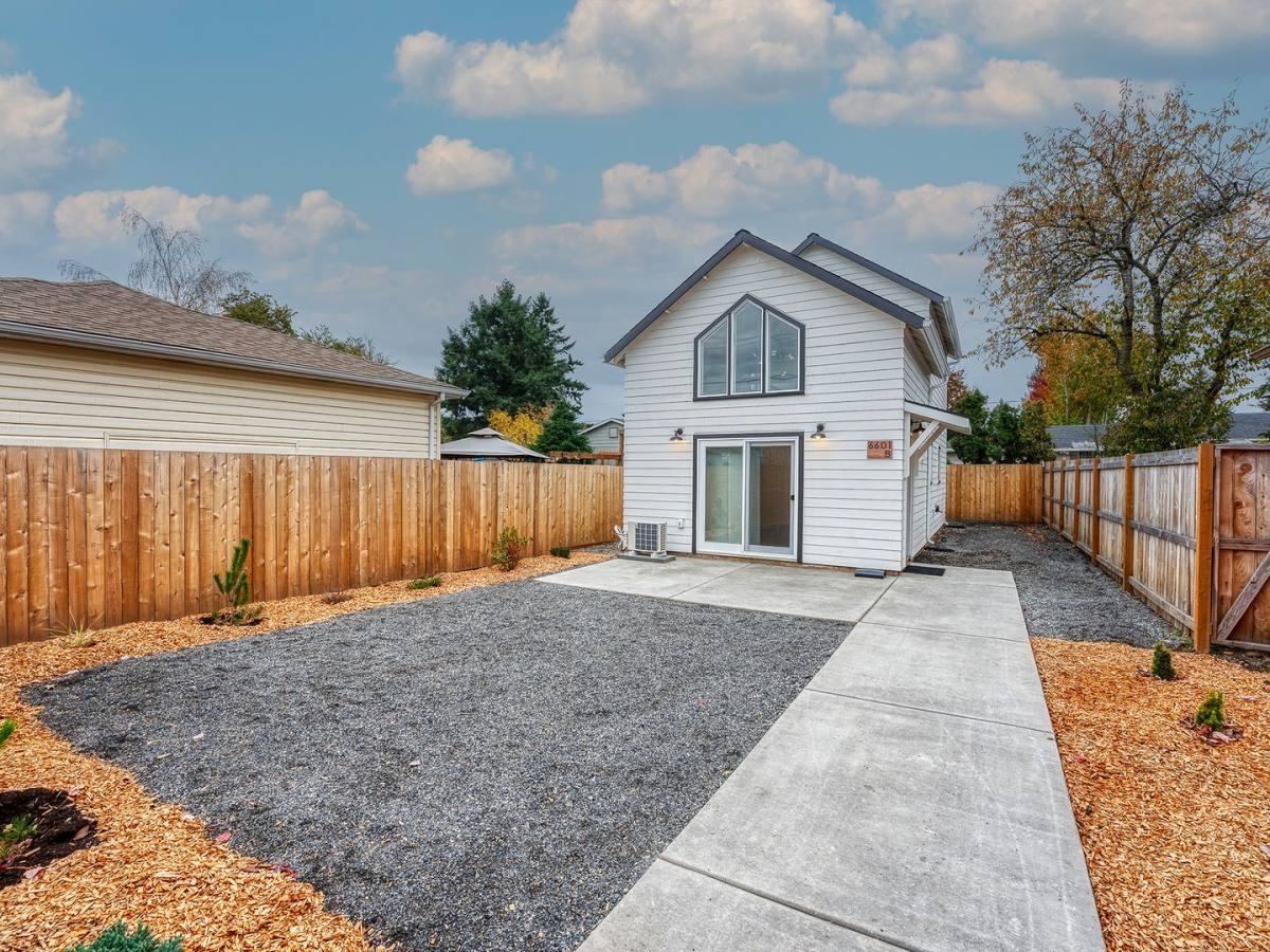 House for rent at 6601 SE 94th Ave, Portland, OR 97266