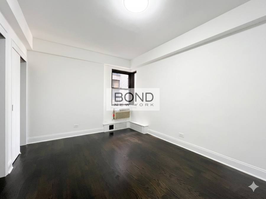 Apartment for rent at 219 E 69th St #K, New York, NY 10021