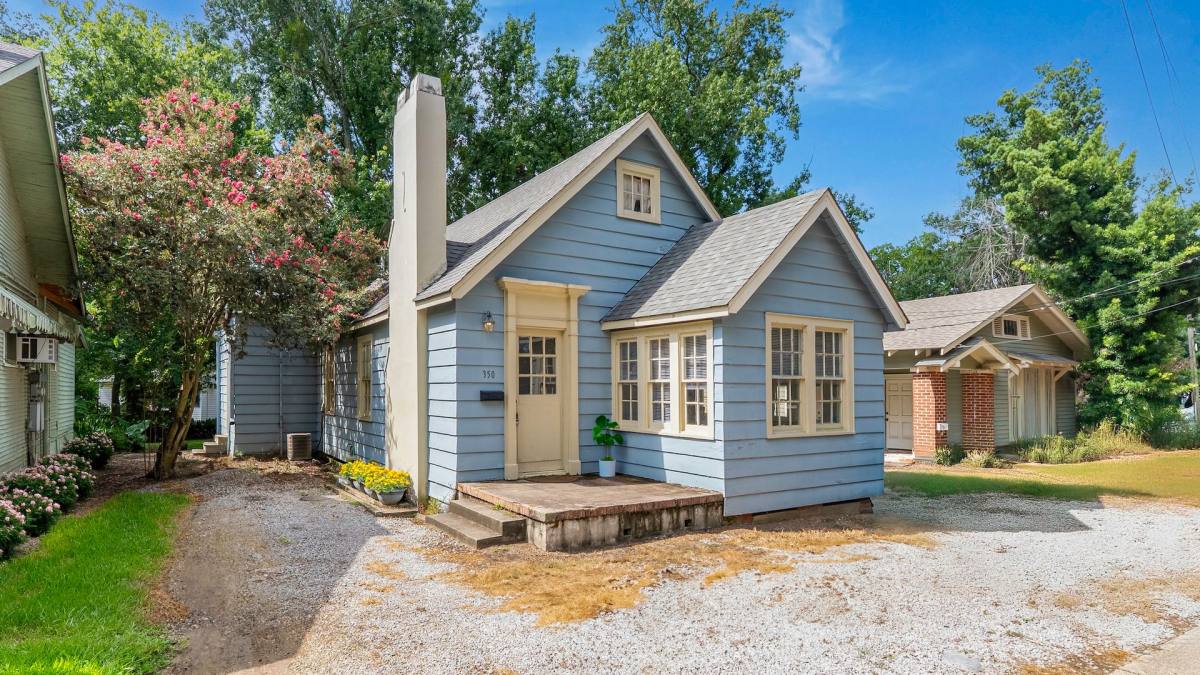 House for rent at 350 E State St, Baton Rouge, LA 70802