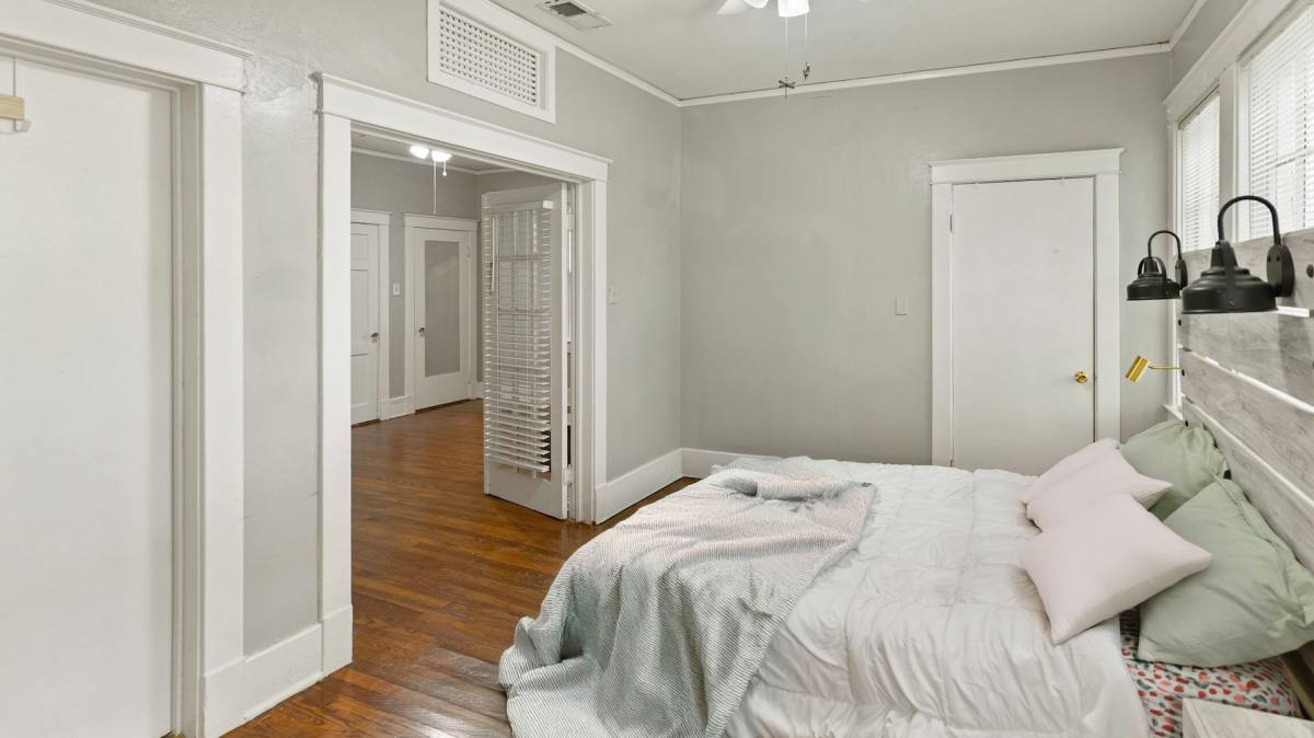 House for rent at 350 E State St, Baton Rouge, LA 70802