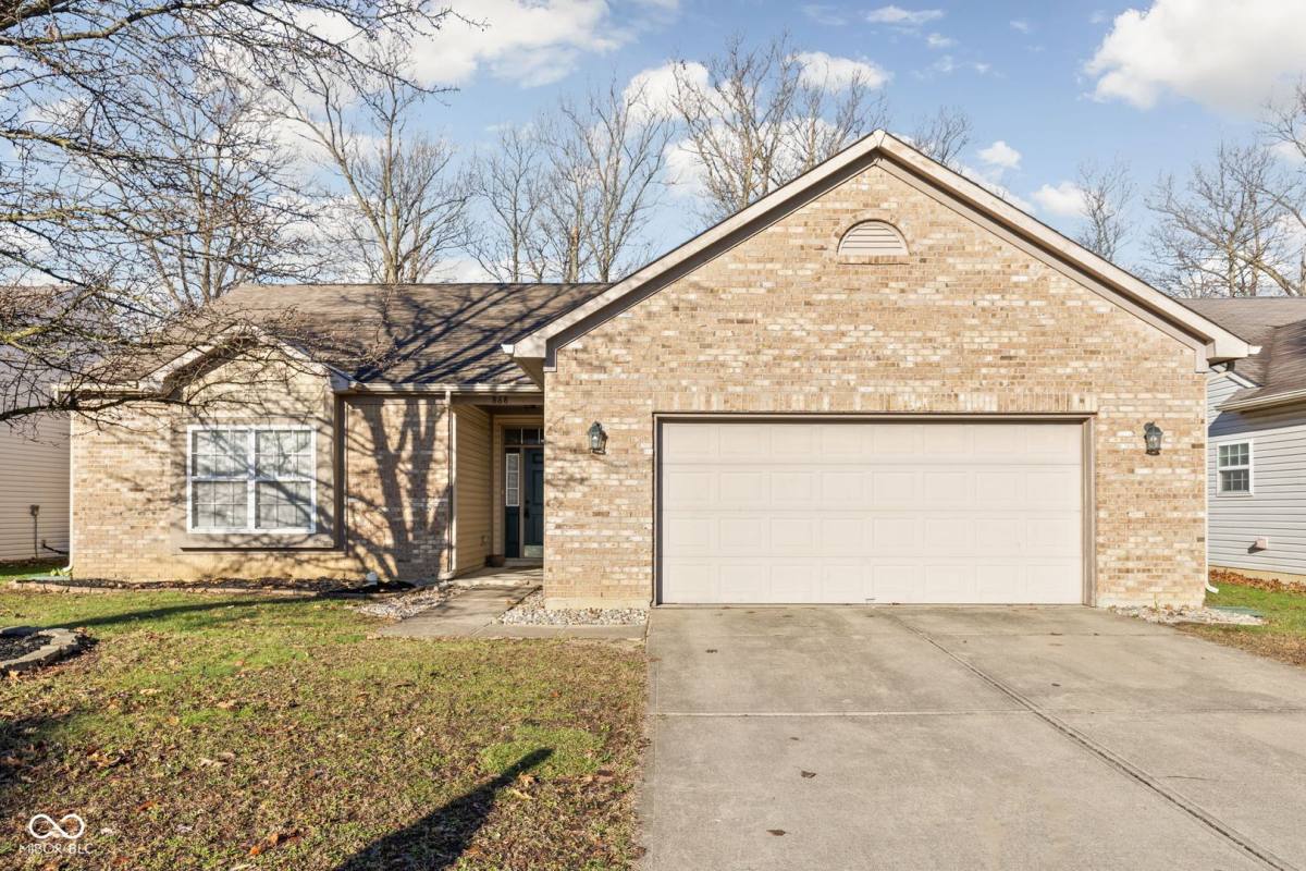 House for rent at 868 Flying Sun Dr, Avon, IN 46123