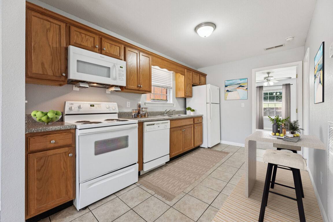 Apartment for rent at Home Place, 913 State Line Rd, Chattanooga, TN 37412