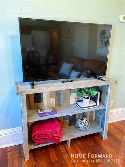 Apartment for rent at 336 S Broadway Park #202, Lexington, KY 40504