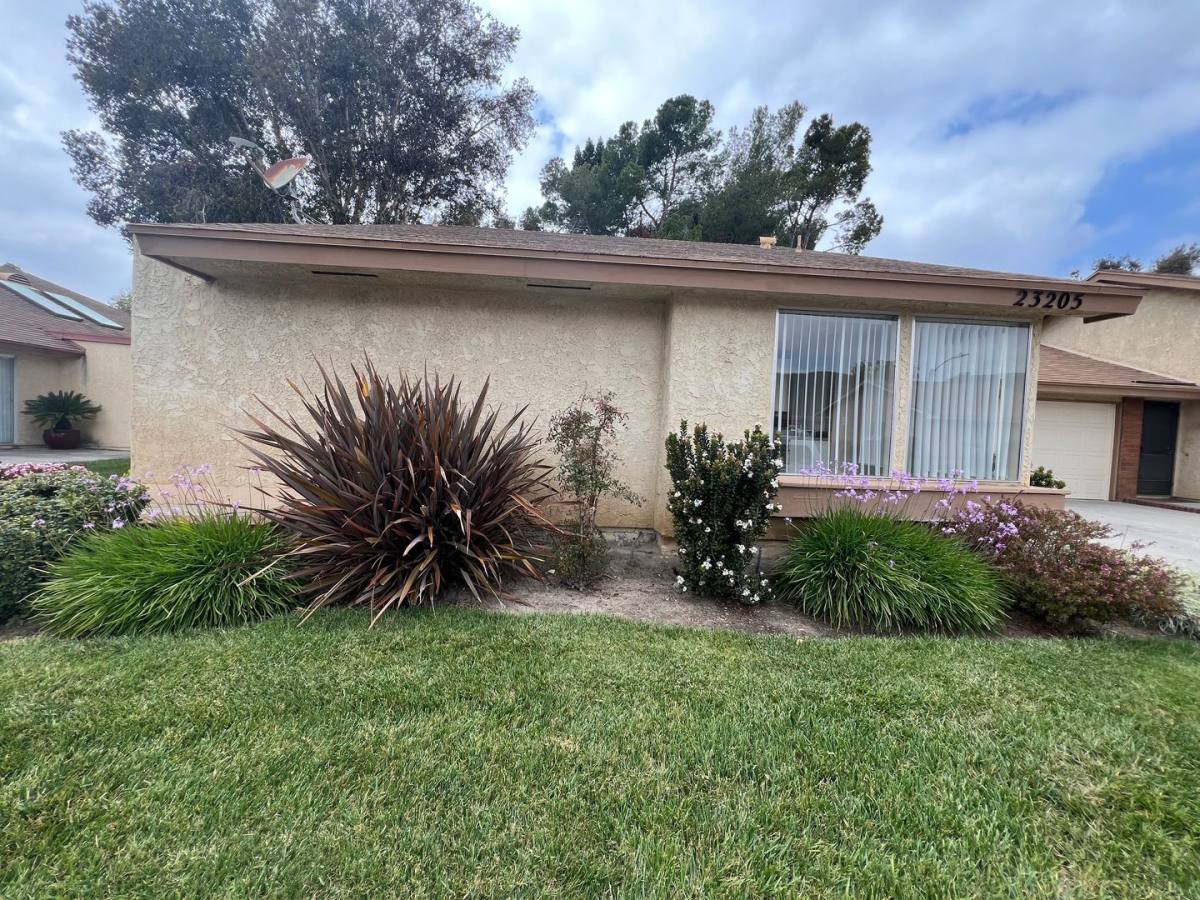 House for rent at 23205 Village, Camarillo, CA 93012