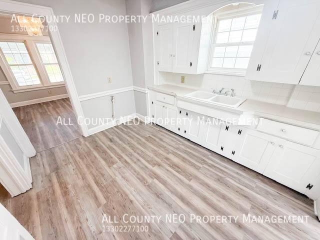 House for rent at 900 Roslyn Ave SW, Canton, OH 44710