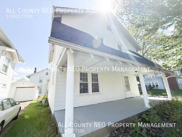 House for rent at 900 Roslyn Ave SW, Canton, OH 44710