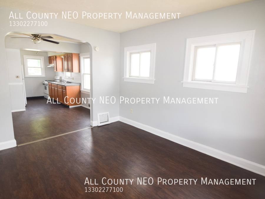 House for rent at 1241 Bedford Ave SW, Canton, OH 44710