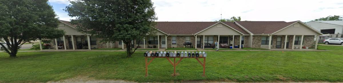 Apartment for rent at 1292 W Ashley Rd, Boonville, MO 65233