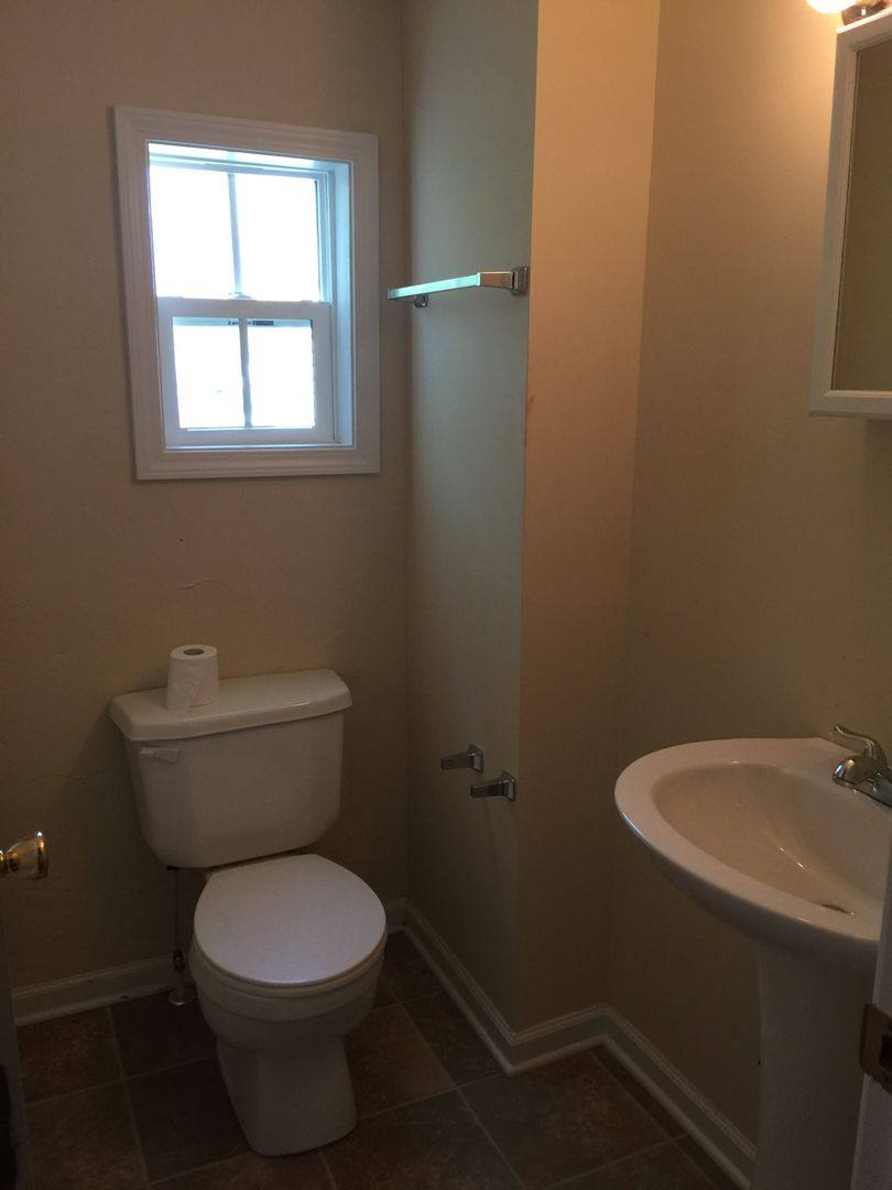 Apartment for rent at 118-B N Virginia, Fayetteville, NC 28305