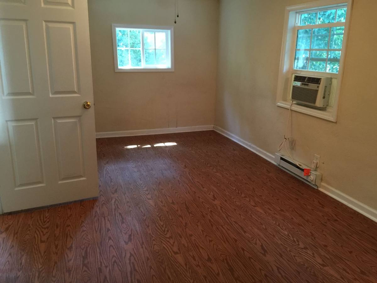 Apartment for rent at 118-B N Virginia, Fayetteville, NC 28305