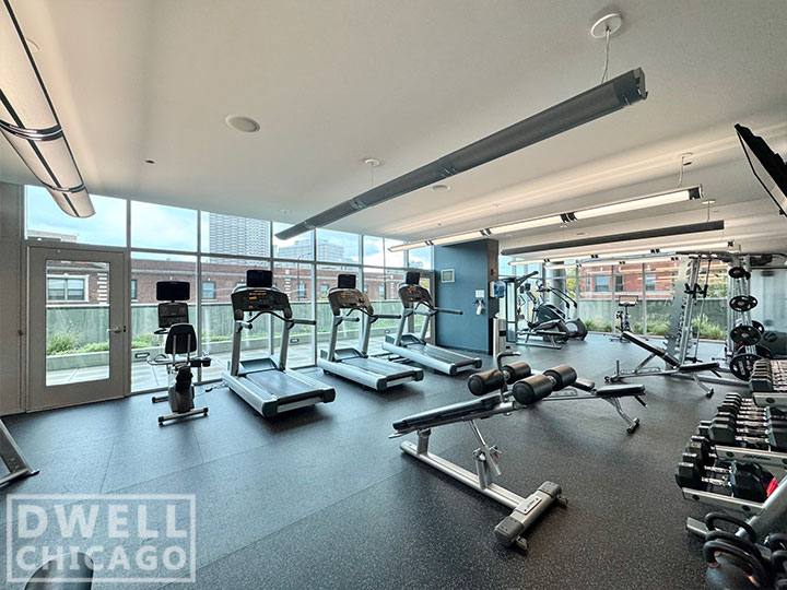 Apartment for rent at 3740 N Halsted St, Chicago, IL 60613