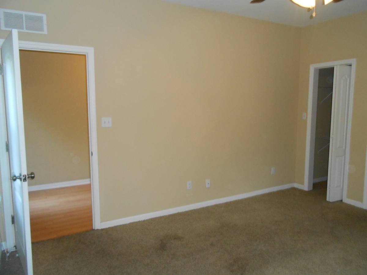 Apartment for rent at 1315 N Duval St, Tallahassee, FL 32303