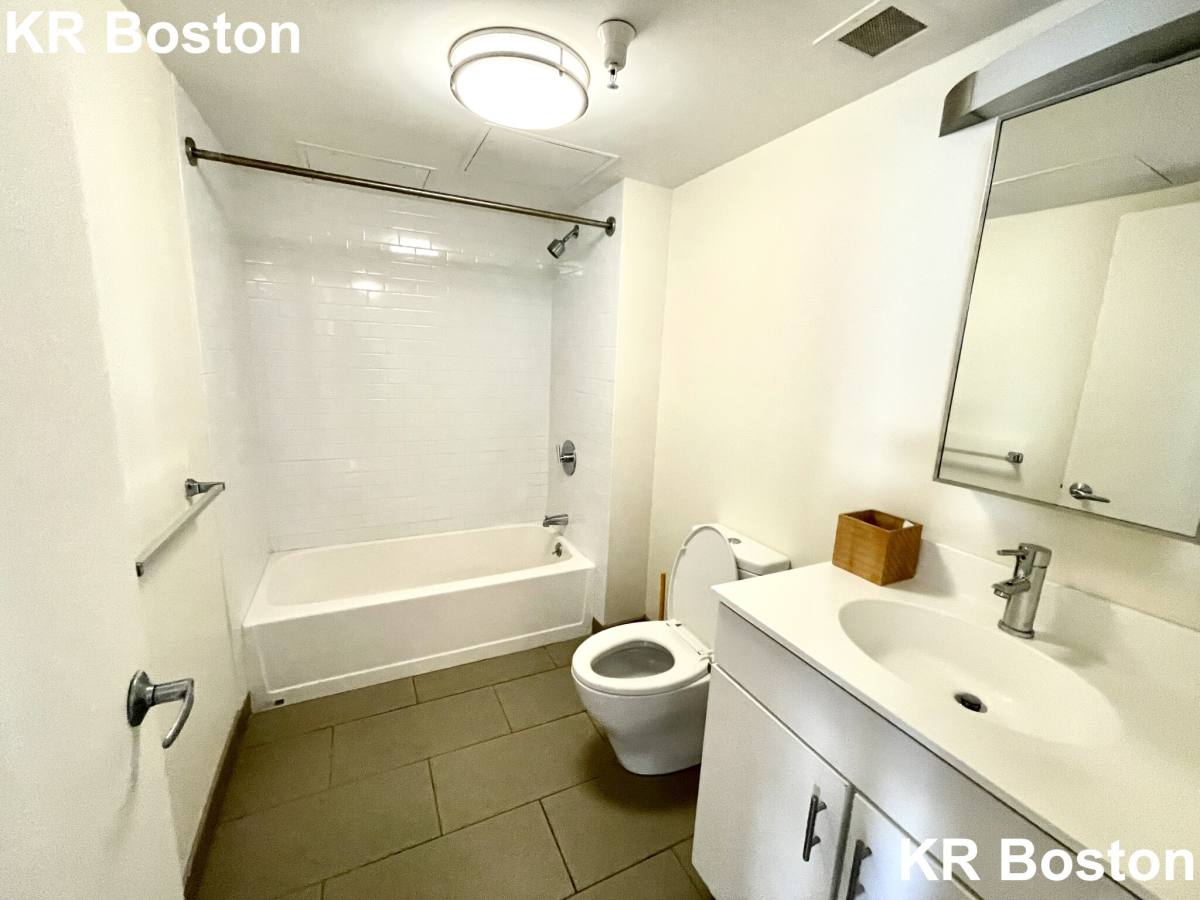 Apartment for rent at 8 Winter St, Boston, MA 02108