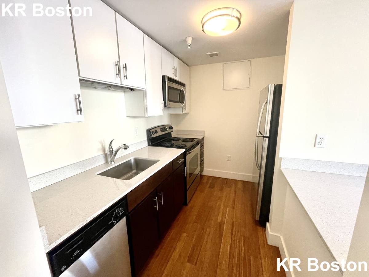 Apartment for rent at 8 Winter St, Boston, MA 02108