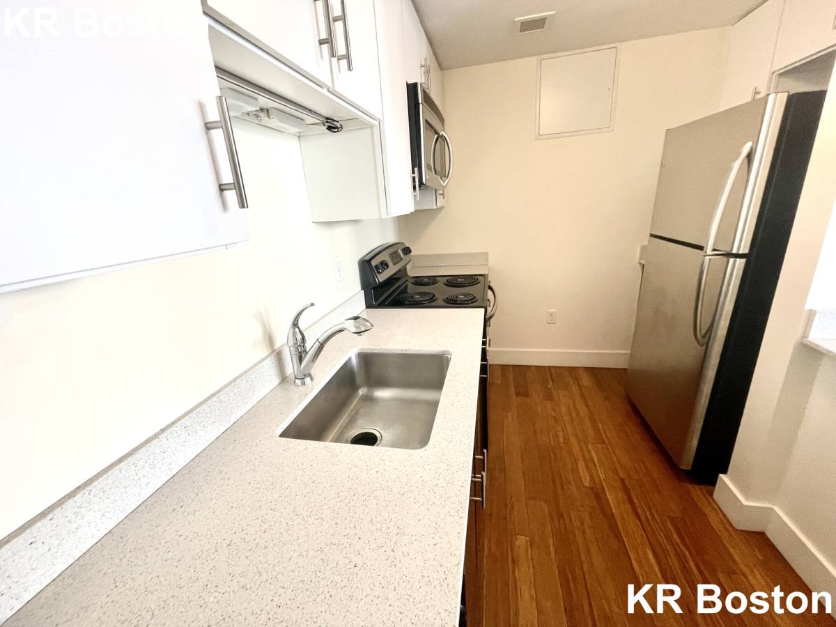 Apartment for rent at 8 Winter St, Boston, MA 02108