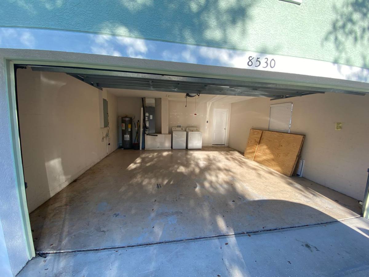 House for rent at 8530 Quarter Horse Dr, Riverview, FL 33579