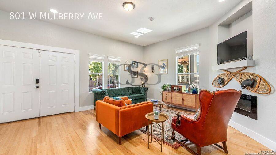 House for rent at 801 W Mulberry Ave, San Antonio, TX 78212