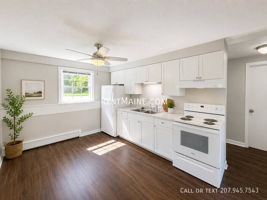 Apartment for rent at 381-385 Pine St #2, Bangor, ME 04401