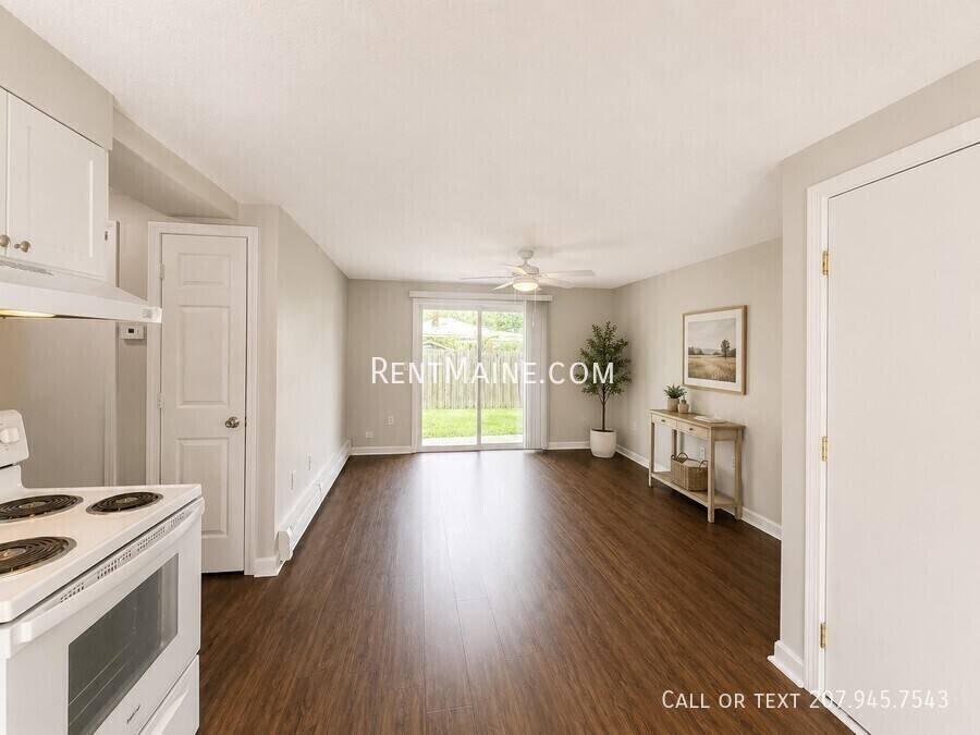 Apartment for rent at 381-385 Pine St #2, Bangor, ME 04401
