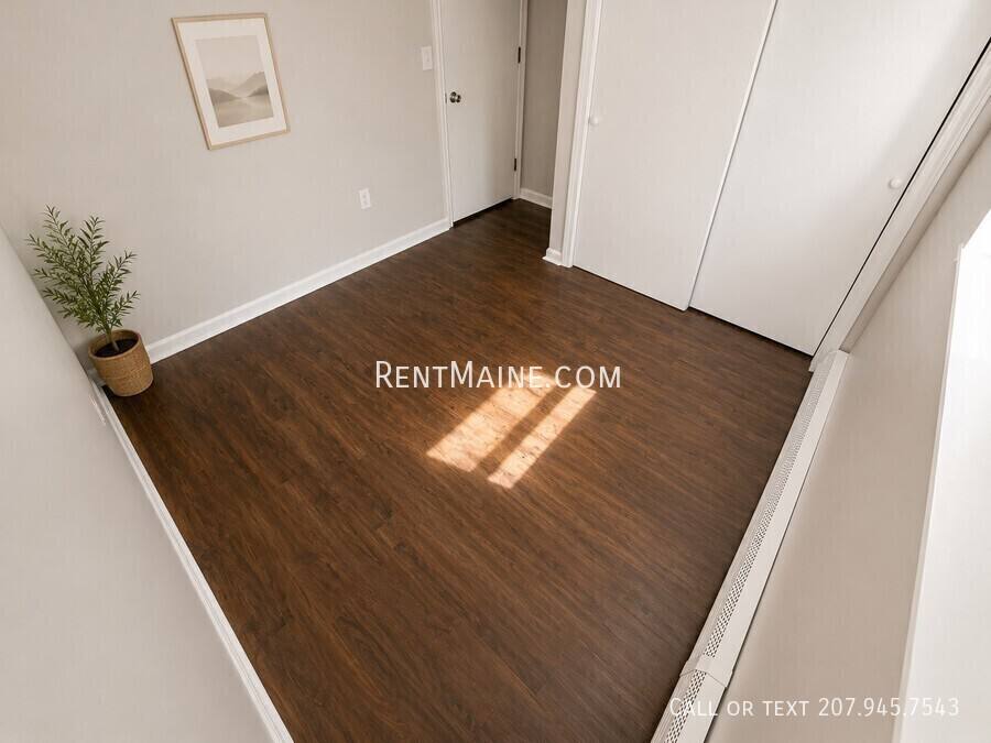 Apartment for rent at 381-385 Pine St #2, Bangor, ME 04401
